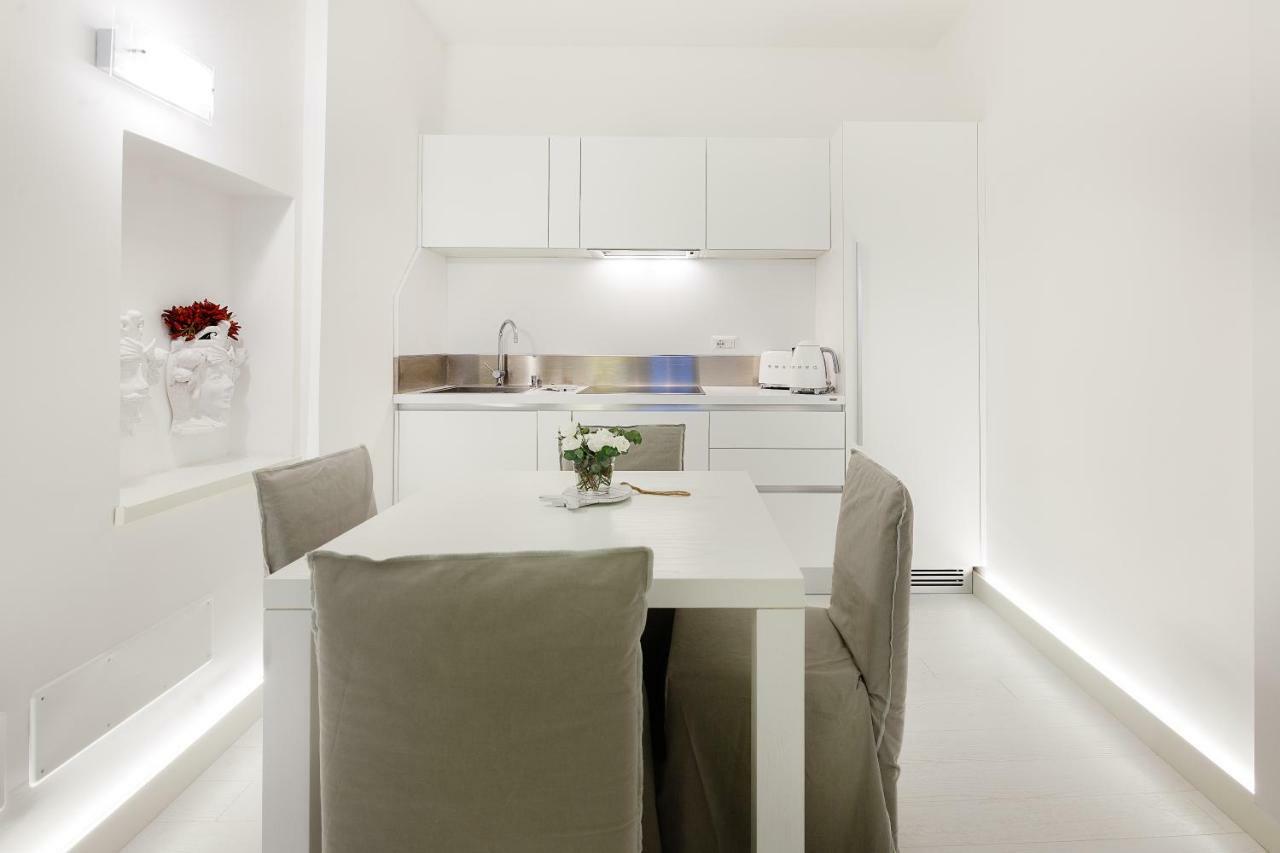 White Stylish Apartments Vico Equense Dış mekan fotoğraf